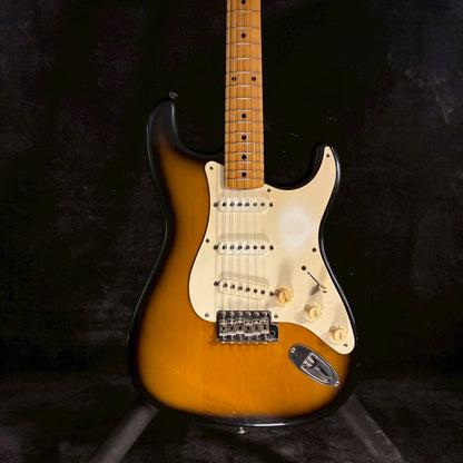 Fender japan ST-57 2TS Oシリアル 97-00年製【3.48kg】