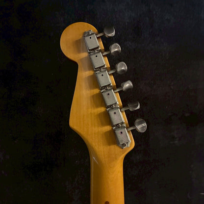 Fender japan ST-57 2TS Oシリアル 97-00年製【3.48kg】