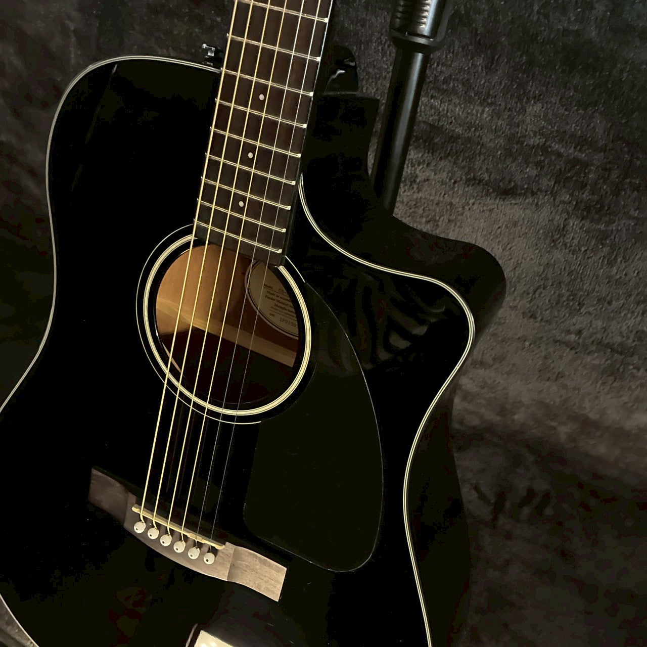 Fender CD-60CE BK-DS-V2【2.25kg】