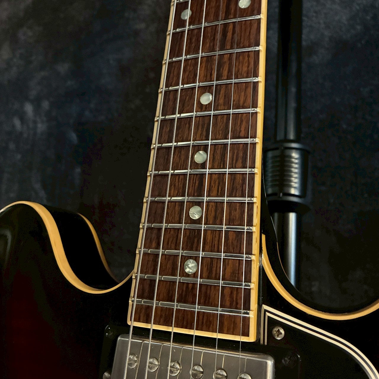 Gibson ES-335 Sunburst 2005年製【3.92kg】