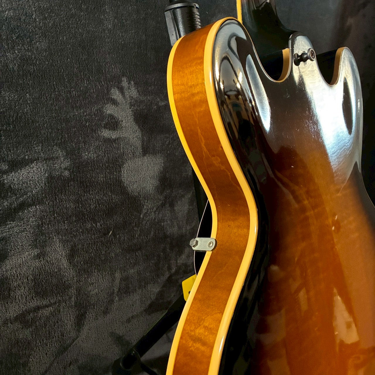 Gibson ES-335 Sunburst 2005年製【3.92kg】