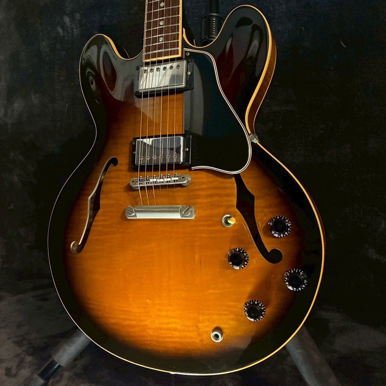 Gibson ES-335 Sunburst 2005年製【3.92kg】