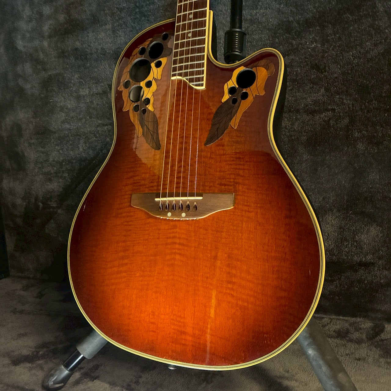 Ovation Celebrity Deluxe CC257 Sun Burst 1994年製 【2.41㎏】