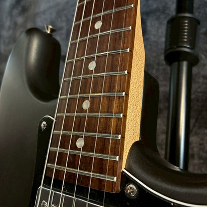 Squier Affinity Series Stratocaster HH Charcoal Frost Metallic 【3.68kg】