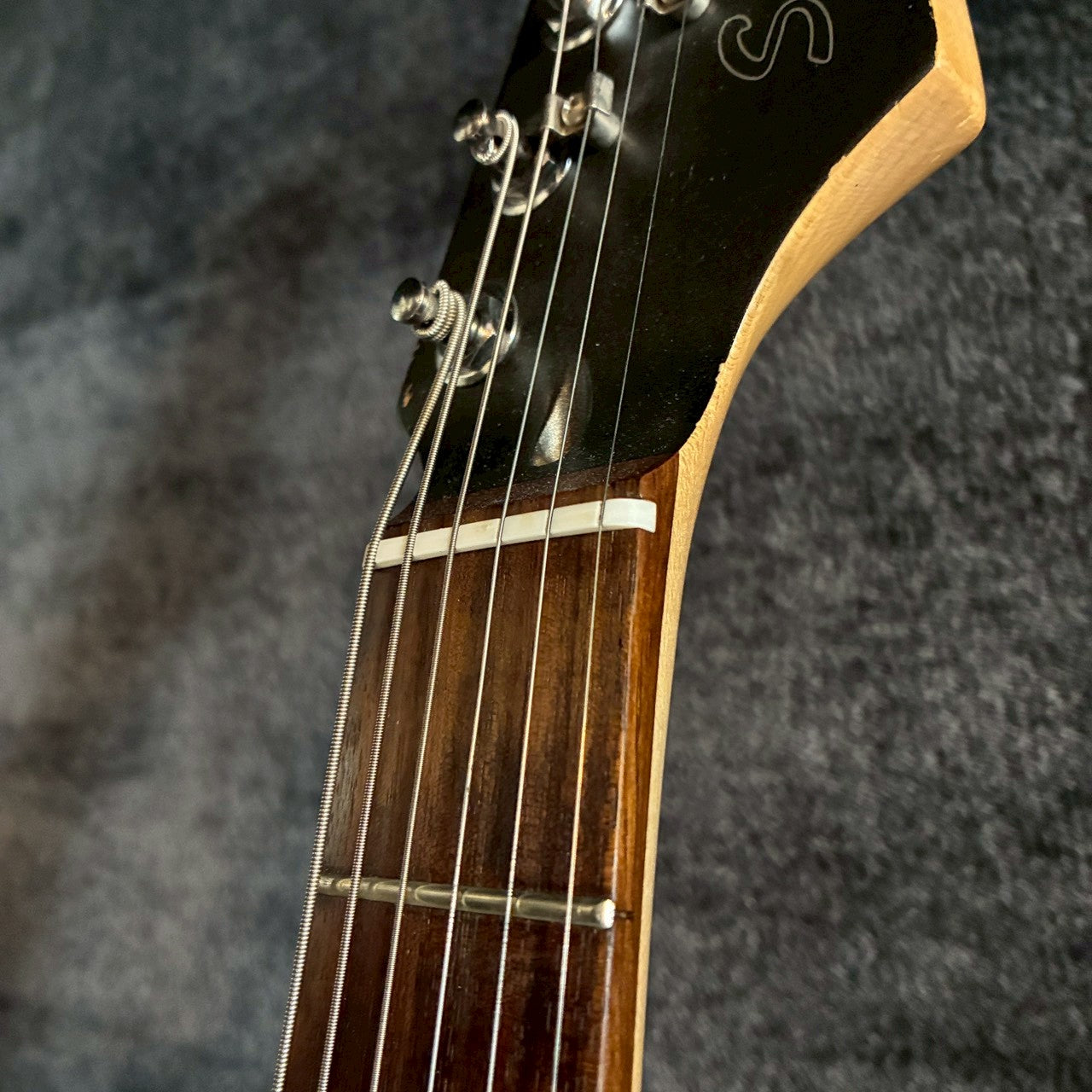 Squier Affinity Series Stratocaster HH Charcoal Frost Metallic 【3.68kg】
