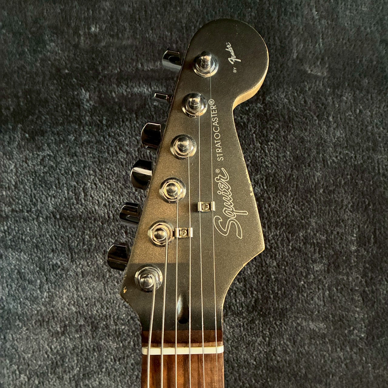 Squier Affinity Series Stratocaster HH Charcoal Frost Metallic 【3.68kg】