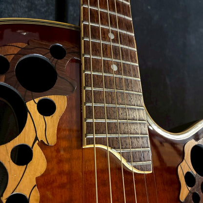 Ovation Celebrity Deluxe CC257 Sun Burst 1994年製 【2.41㎏】