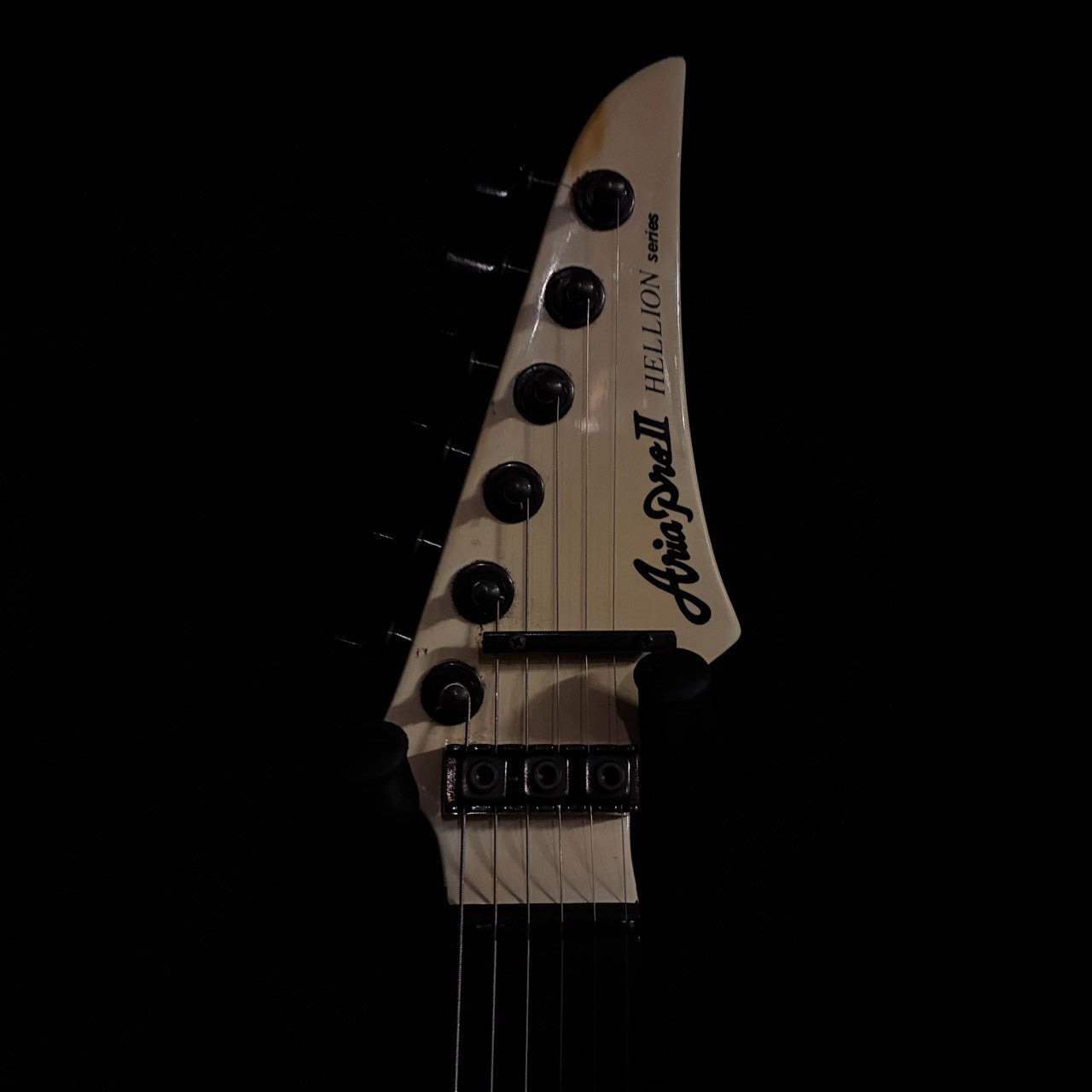 Aria Pro II Hellion Series 45-2 Ivory 【3.69㎏】