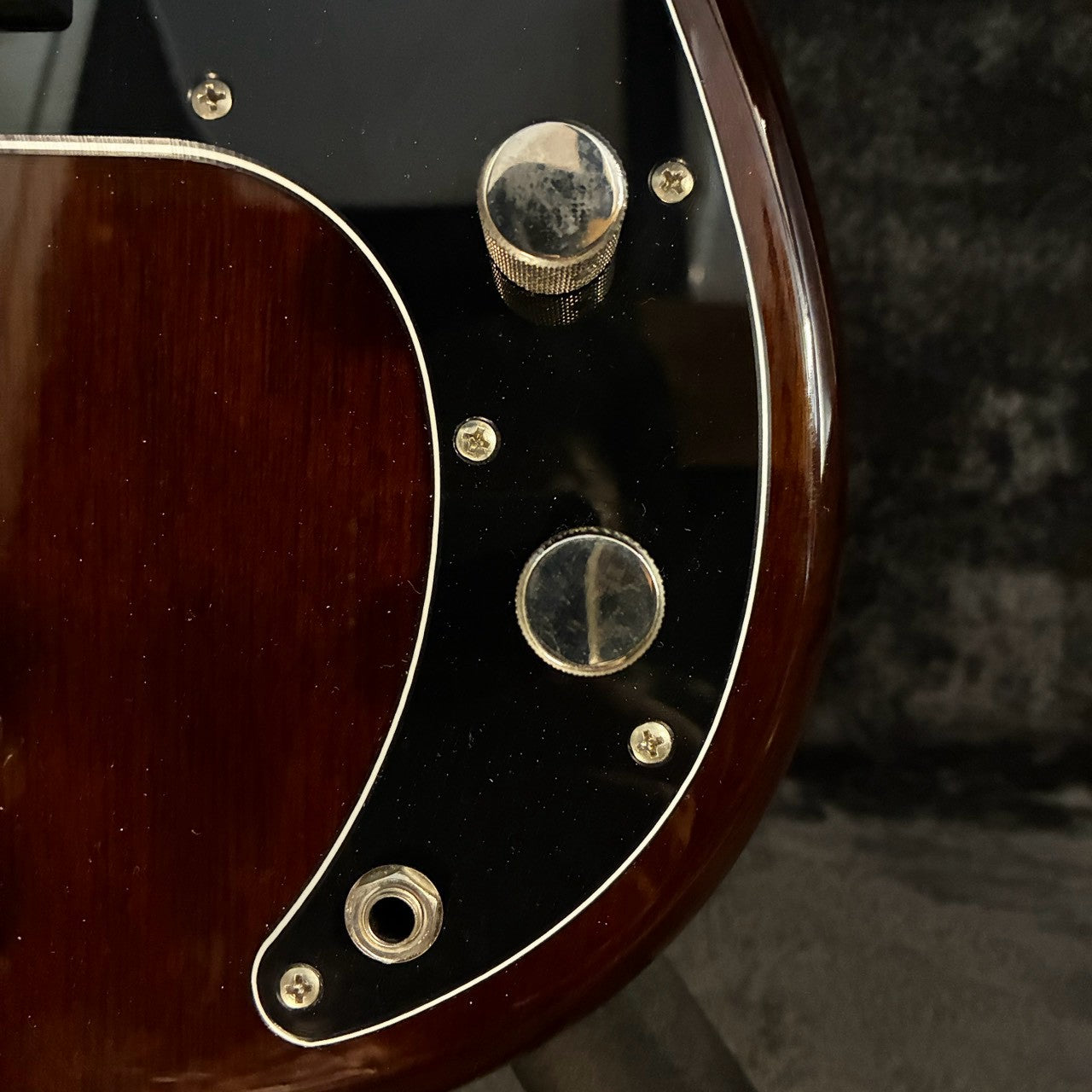 Squier by Fender Classic Vibe '70s Precision Bass Walnut 【3.52㎏】
