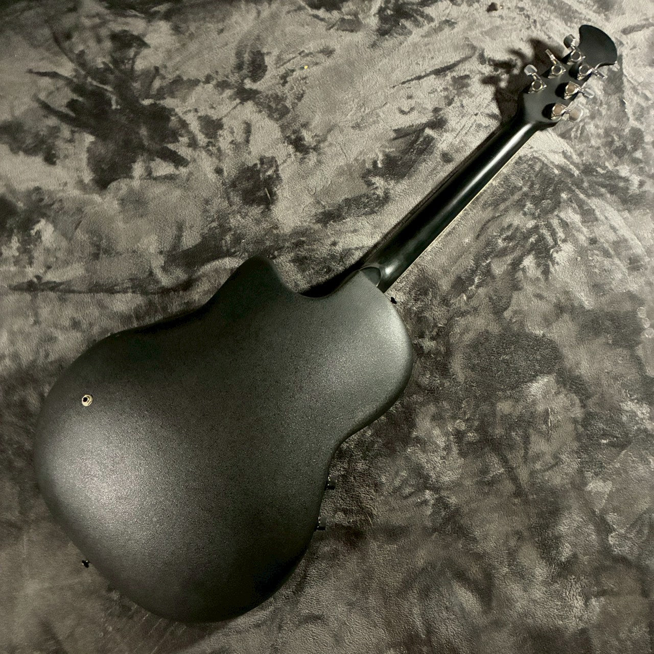 Celebrity by Ovation CC57  Gray Black Sunburst【2.21kg】【USED】