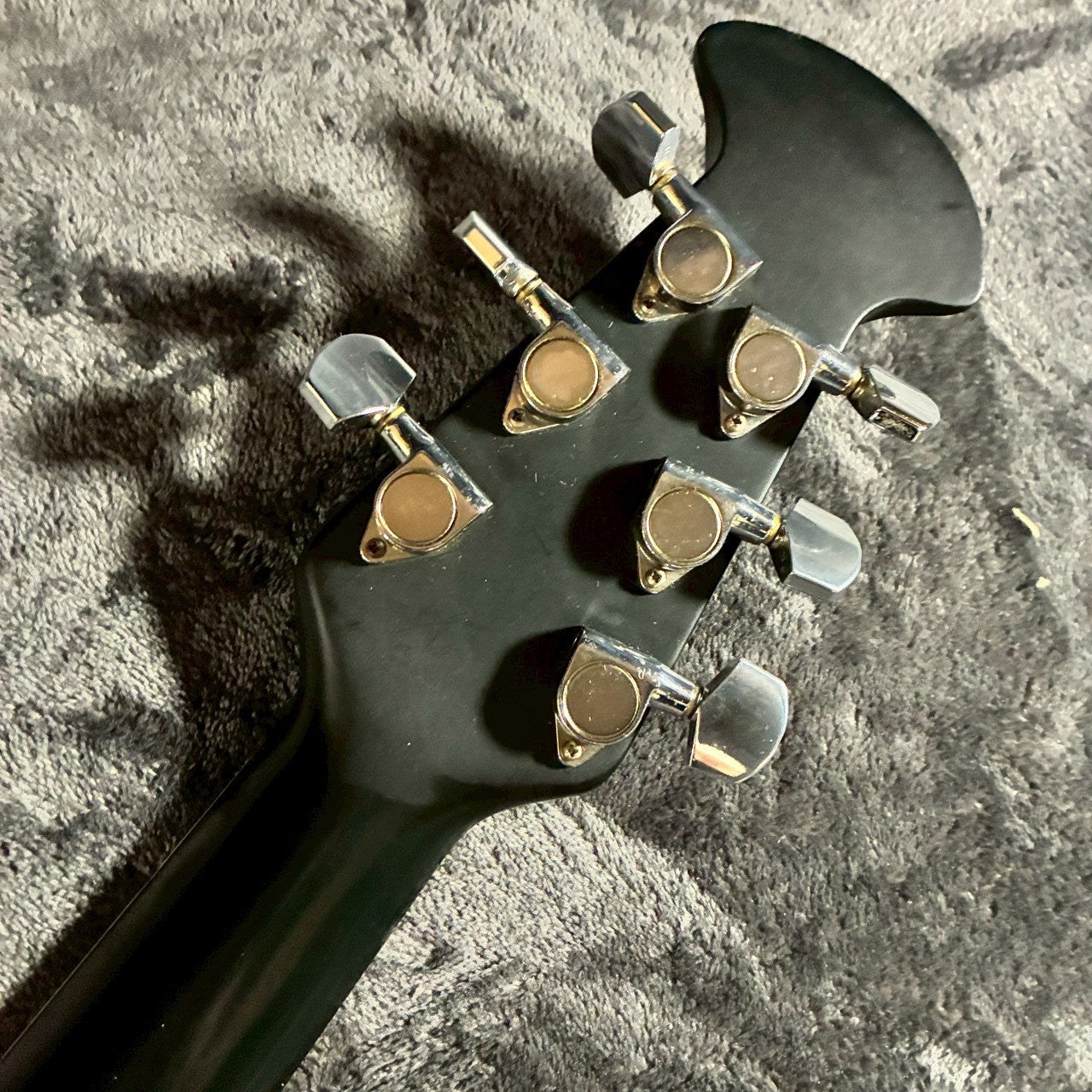 Celebrity by Ovation CC57  Gray Black Sunburst【2.21kg】【USED】