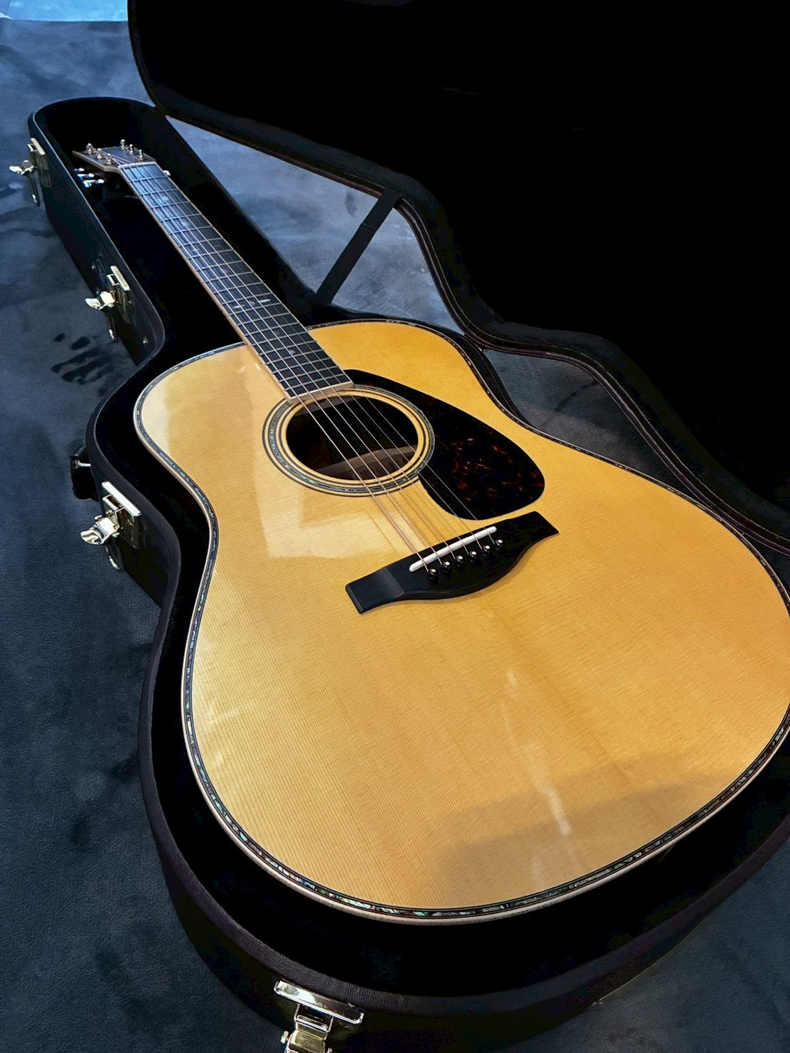 YAMAHA LL 36 ARE 【USED】【2.2kg】