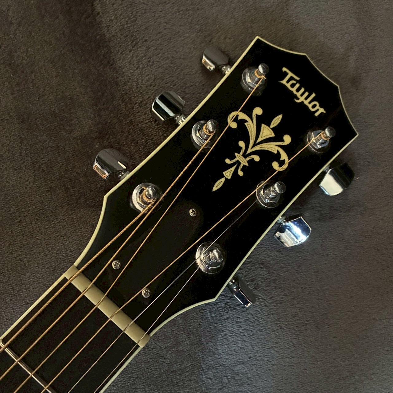 Taylor 528e　2013年製 【USED】【2.3kg】