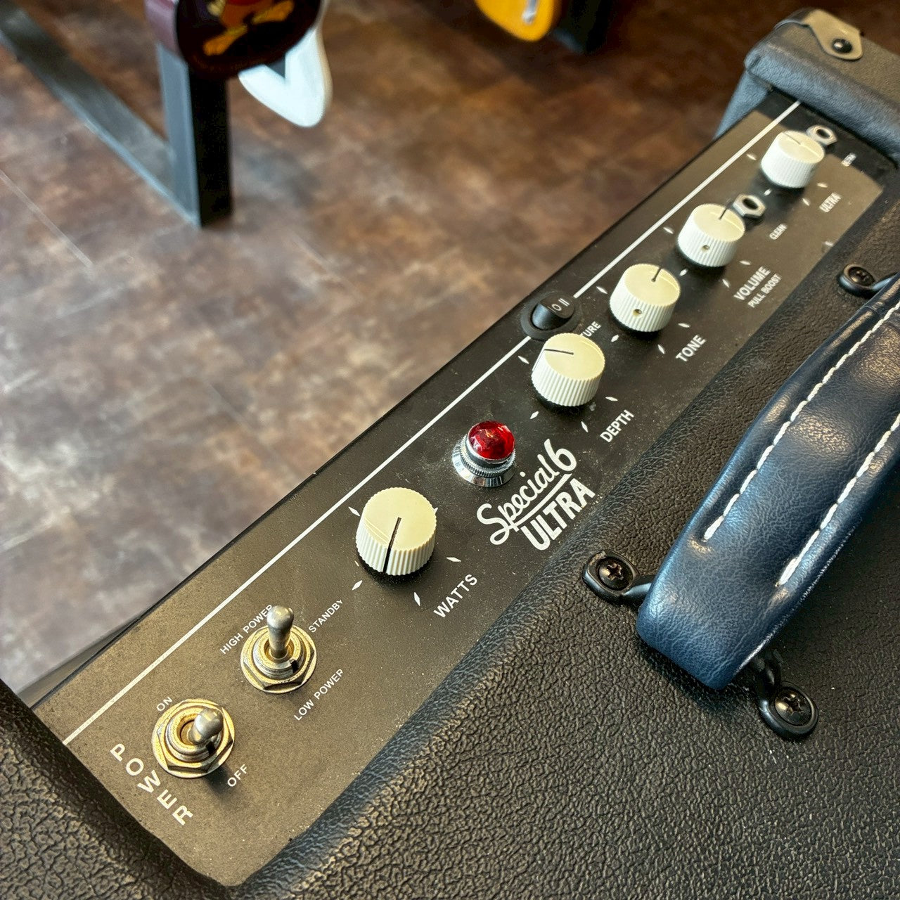 美品　VHT Special 6 Ultra 真空管アンプ フットスイッチ・取説 VHT Special 6 ultra 真空管アンプ 【USED】 – ヤマナシ楽器