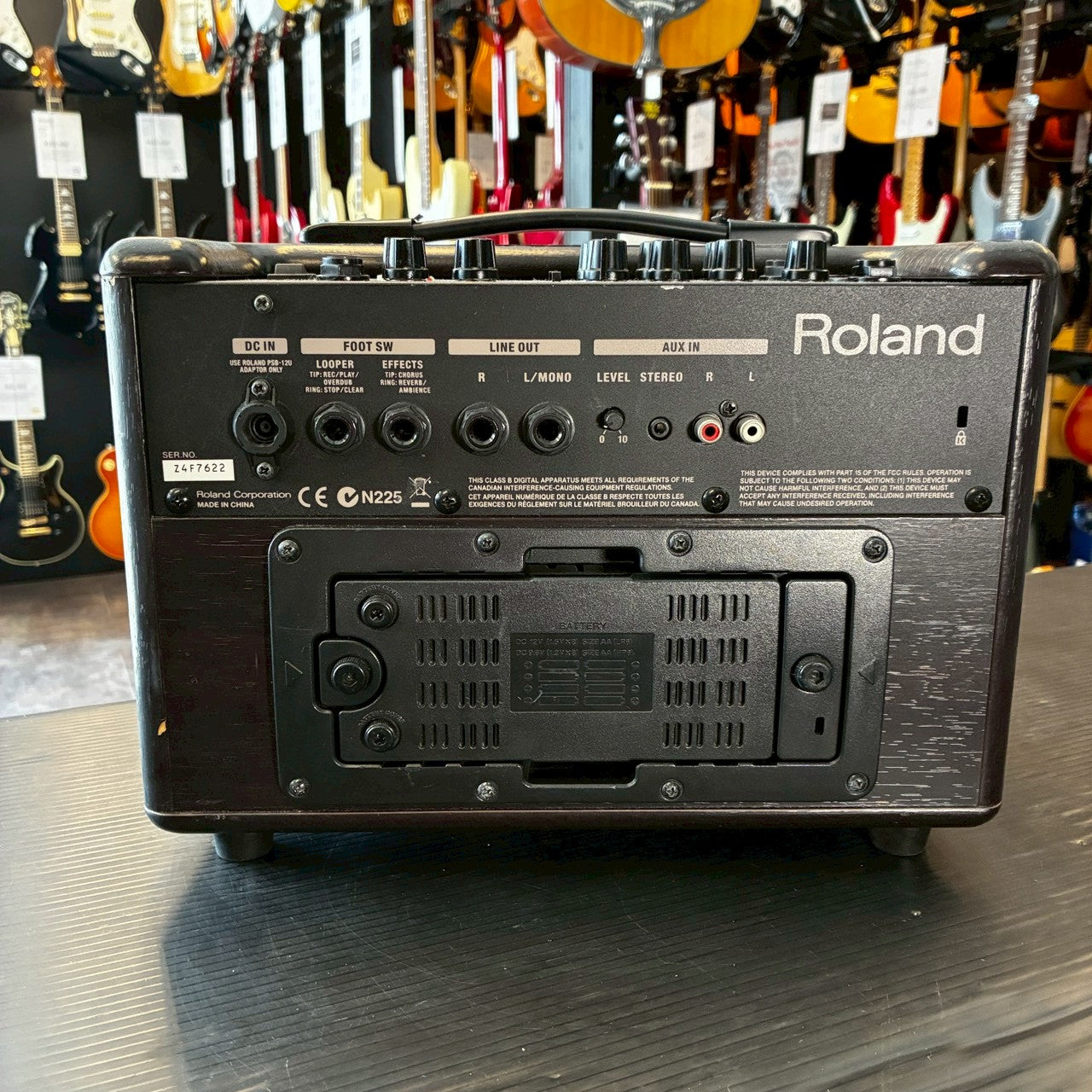 Roland AC-33-RW 【USED】【アダプターなし】