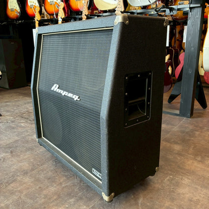 Ampeg V-412 TV