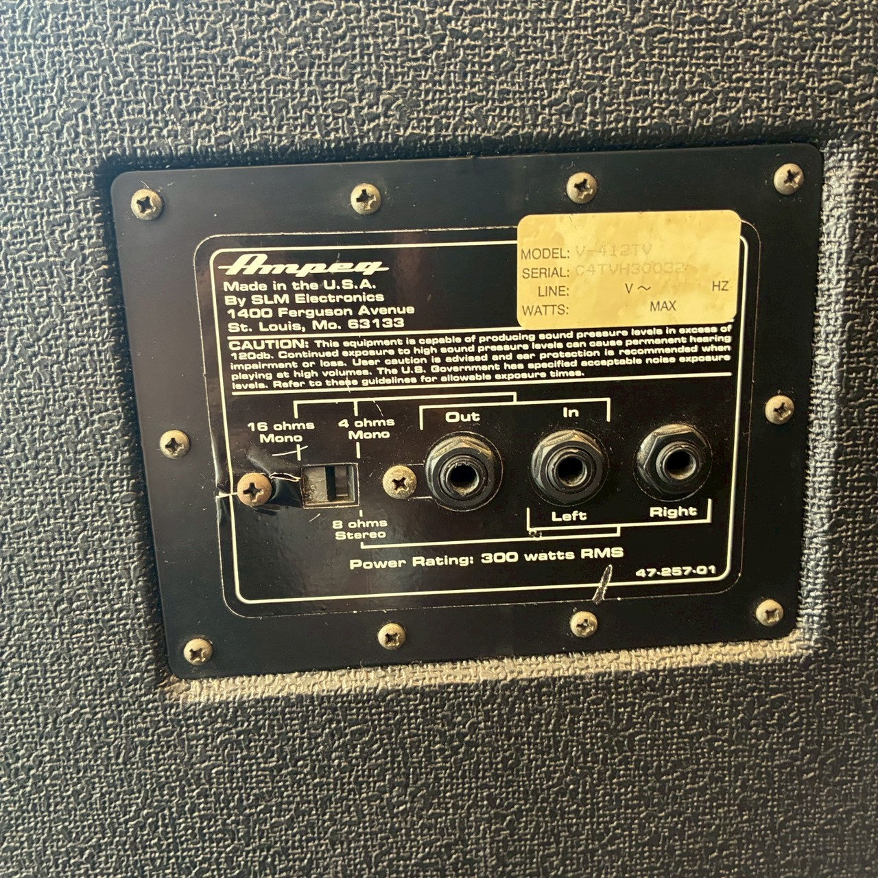 Ampeg V-412 TV