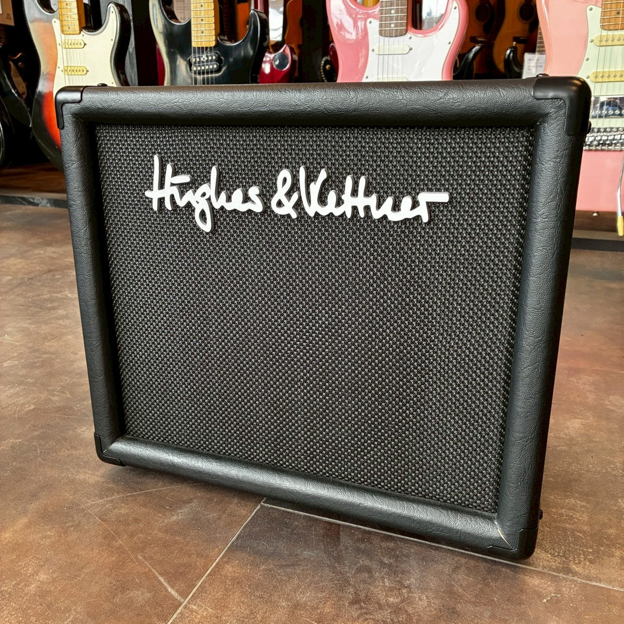 Hughes & Kettner TubeMeister 110 Cabinet HUK-TM110 【USED】