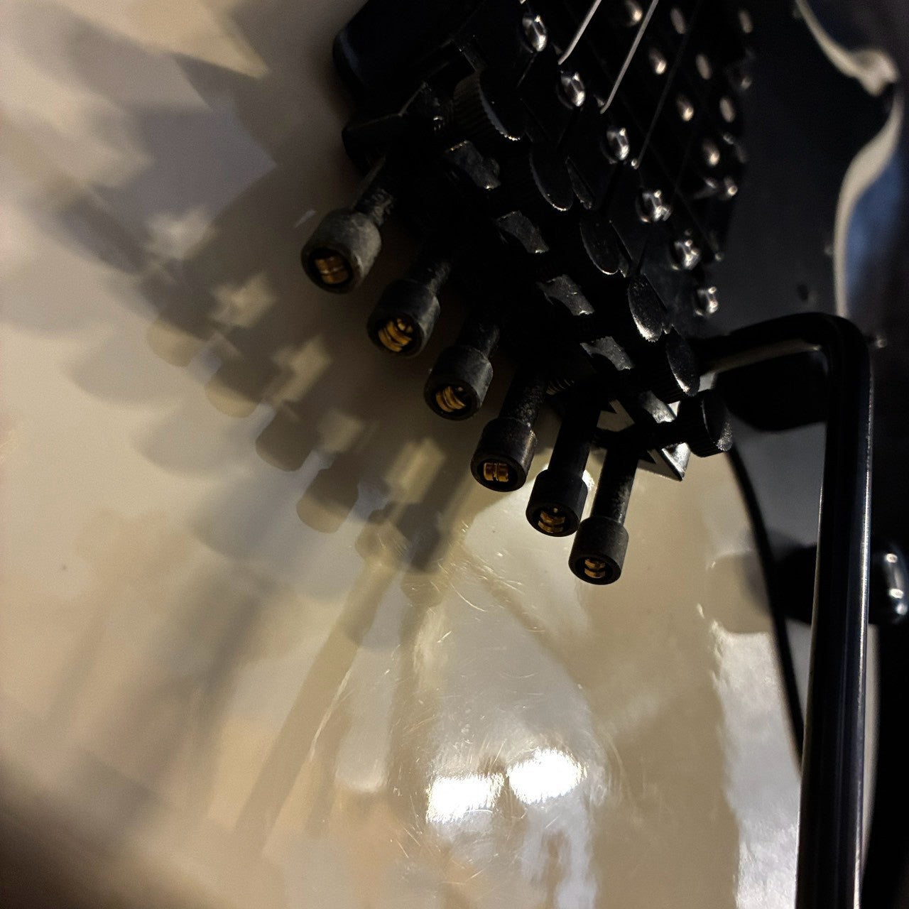 Aria Pro II Hellion Series 45-2 Ivory 【3.69㎏】