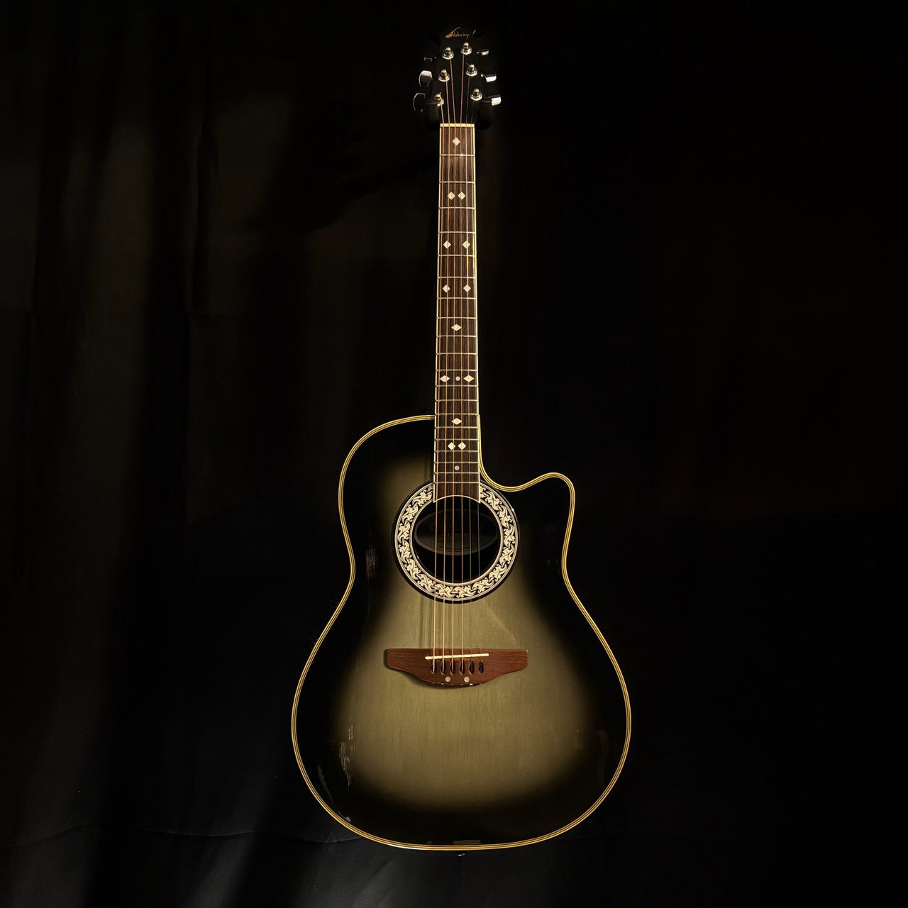 Celebrity by Ovation CC57【2.21kg】