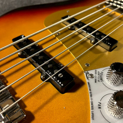 Fender USA American Ultra II Jazz Bass V Ultraburst 2024年製【4.55kg】【USED】