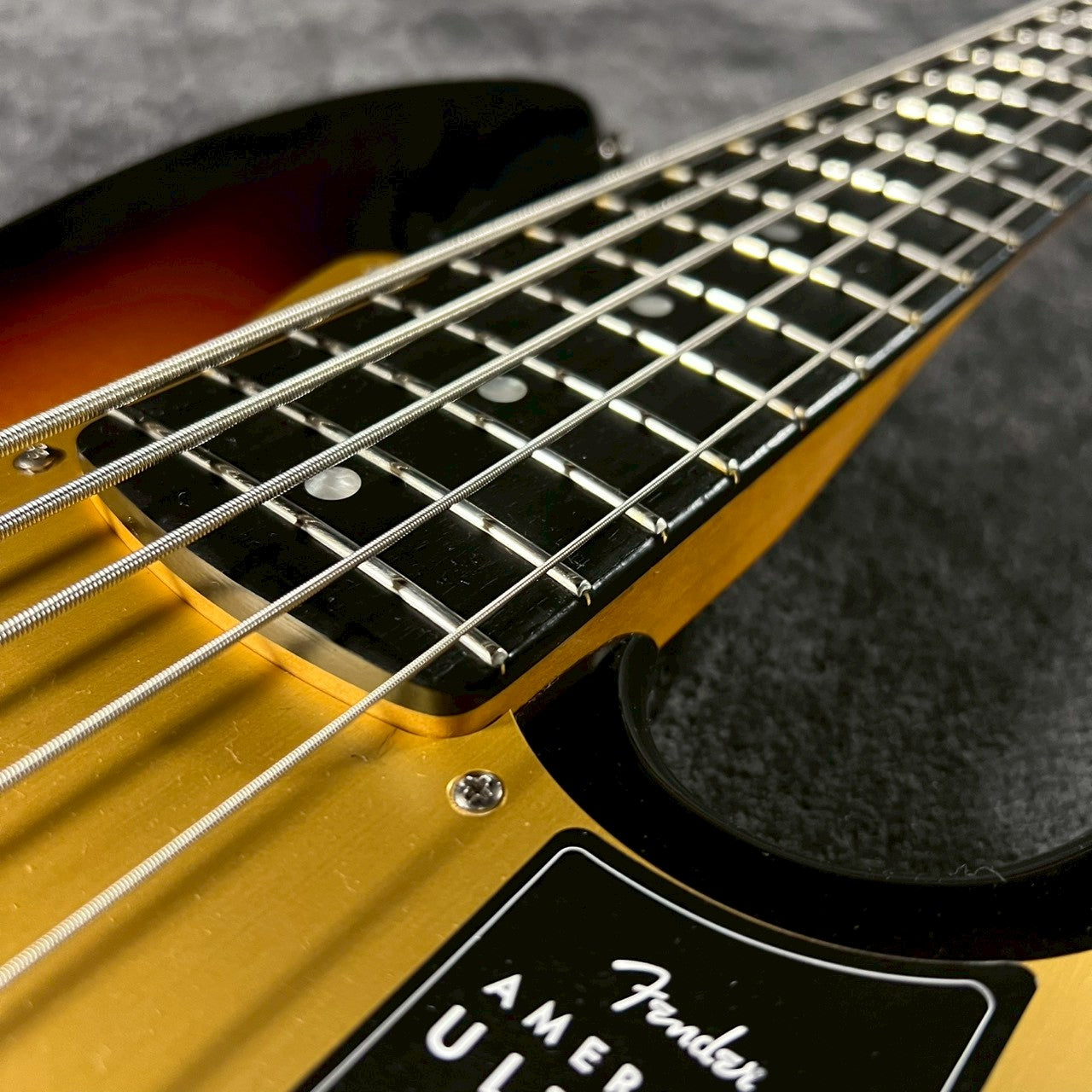 Fender USA American Ultra II Jazz Bass V Ultraburst 2024年製【4.55kg】【USED】