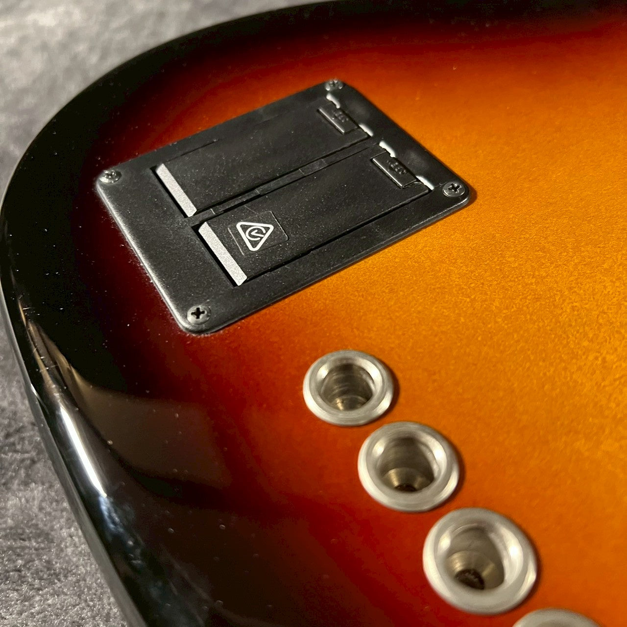 Fender USA American Ultra II Jazz Bass V Ultraburst 2024年製【4.55kg】【USED】