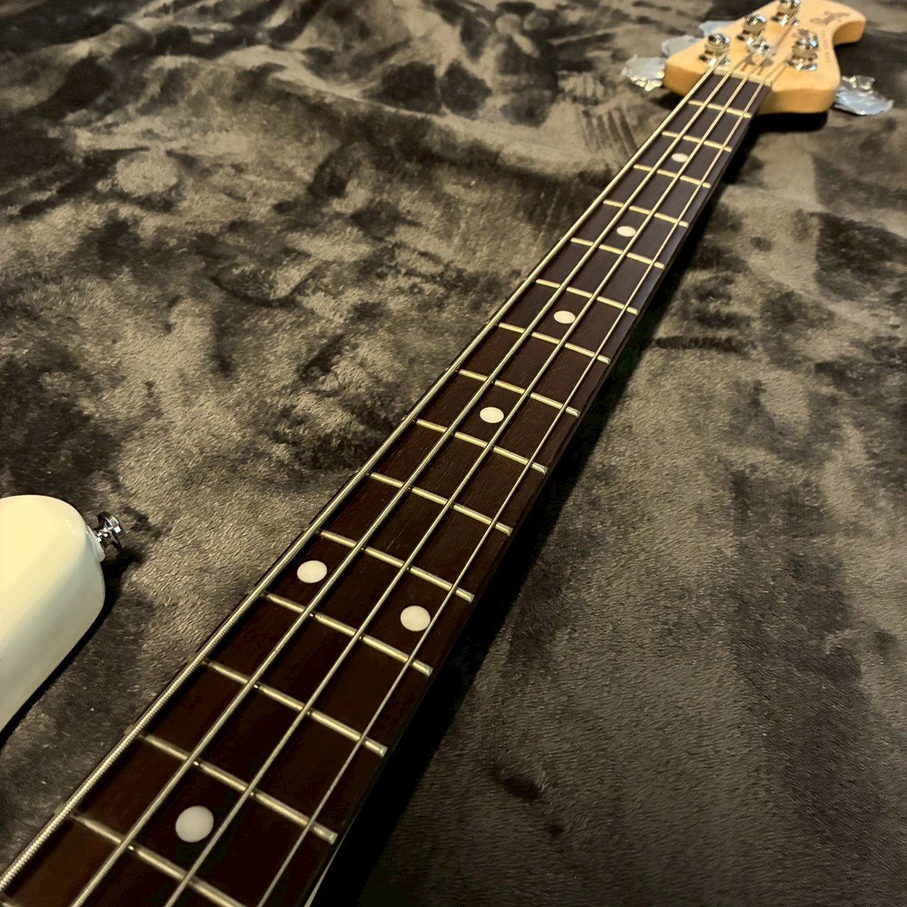 Sterling by MUSICMAN S.U.B Ray4　【USED】【4.01kg】