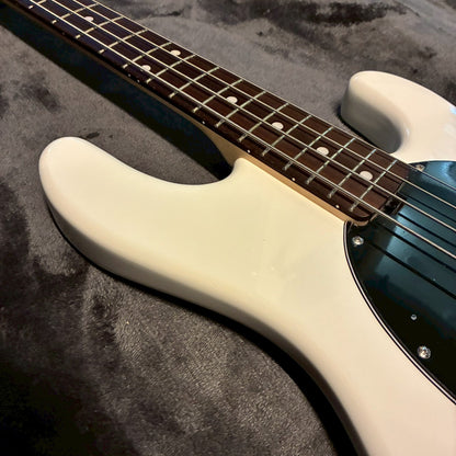 Sterling by MUSICMAN S.U.B Ray4　【USED】【4.01kg】