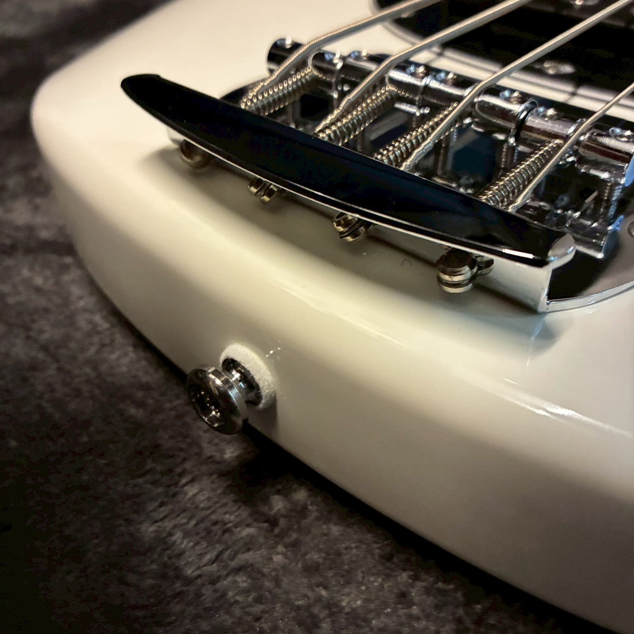 Sterling by MUSICMAN S.U.B Ray4　【USED】【4.01kg】