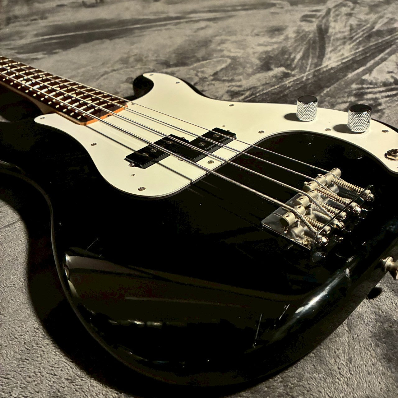 Fender Japan PB-43 Black Pシリアル 【SEYMOUR DUNCAN SPB-3搭載 】【USED】【4.11kg】