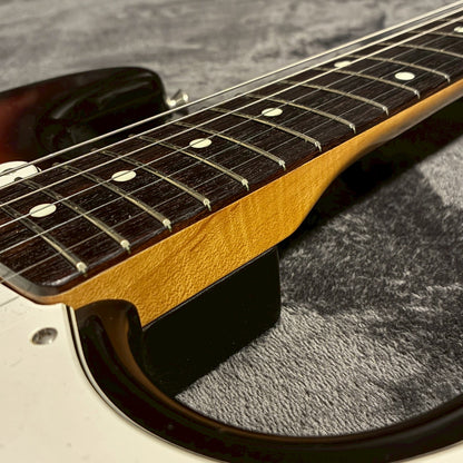 Fender Japan ST-62 3Tone Sunburst Oシリアル 97-00年製 【3.5kg】【USED】
