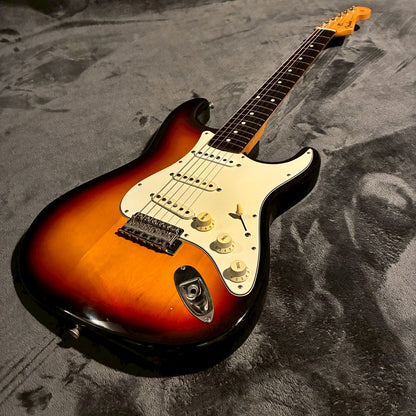 Fender Japan ST-62 3Tone Sunburst Oシリアル 97-00年製 【3.5kg】【USED】