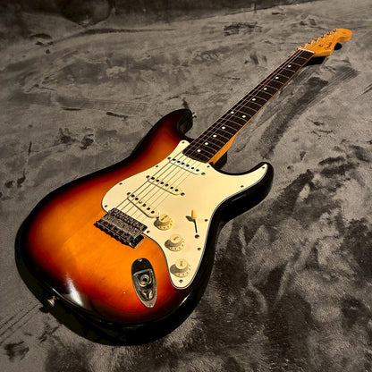Fender Japan ST-62 3Tone Sunburst Oシリアル 97-00年製 【3.5kg】【USED】