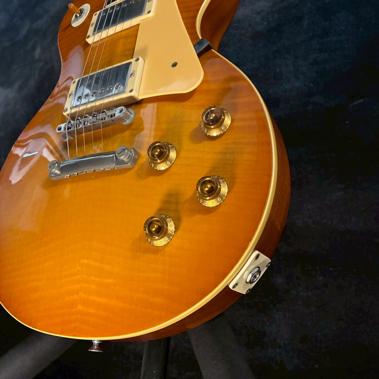 Burny Super Grade Honey Burst 【4.56kg】