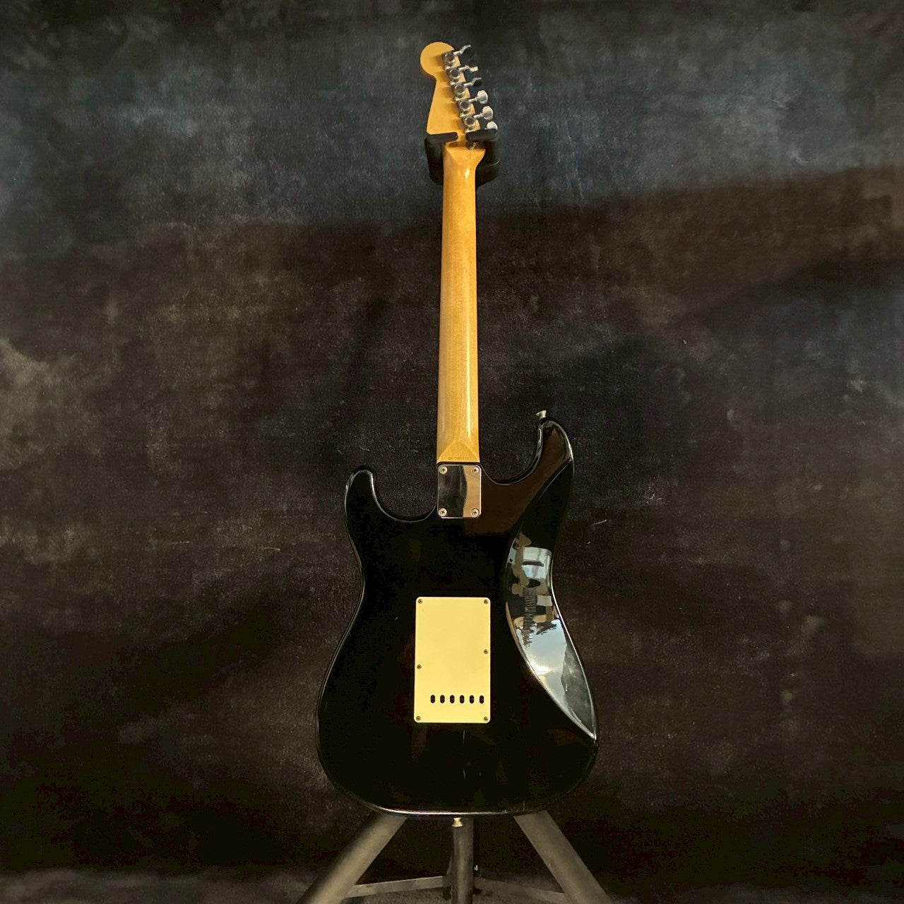 Fender Japan  ST36 Black 【3.36kg】