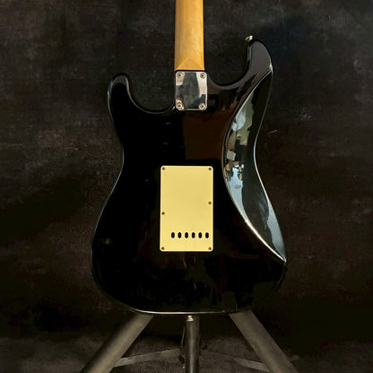 Fender Japan  ST36 Black 【3.36kg】