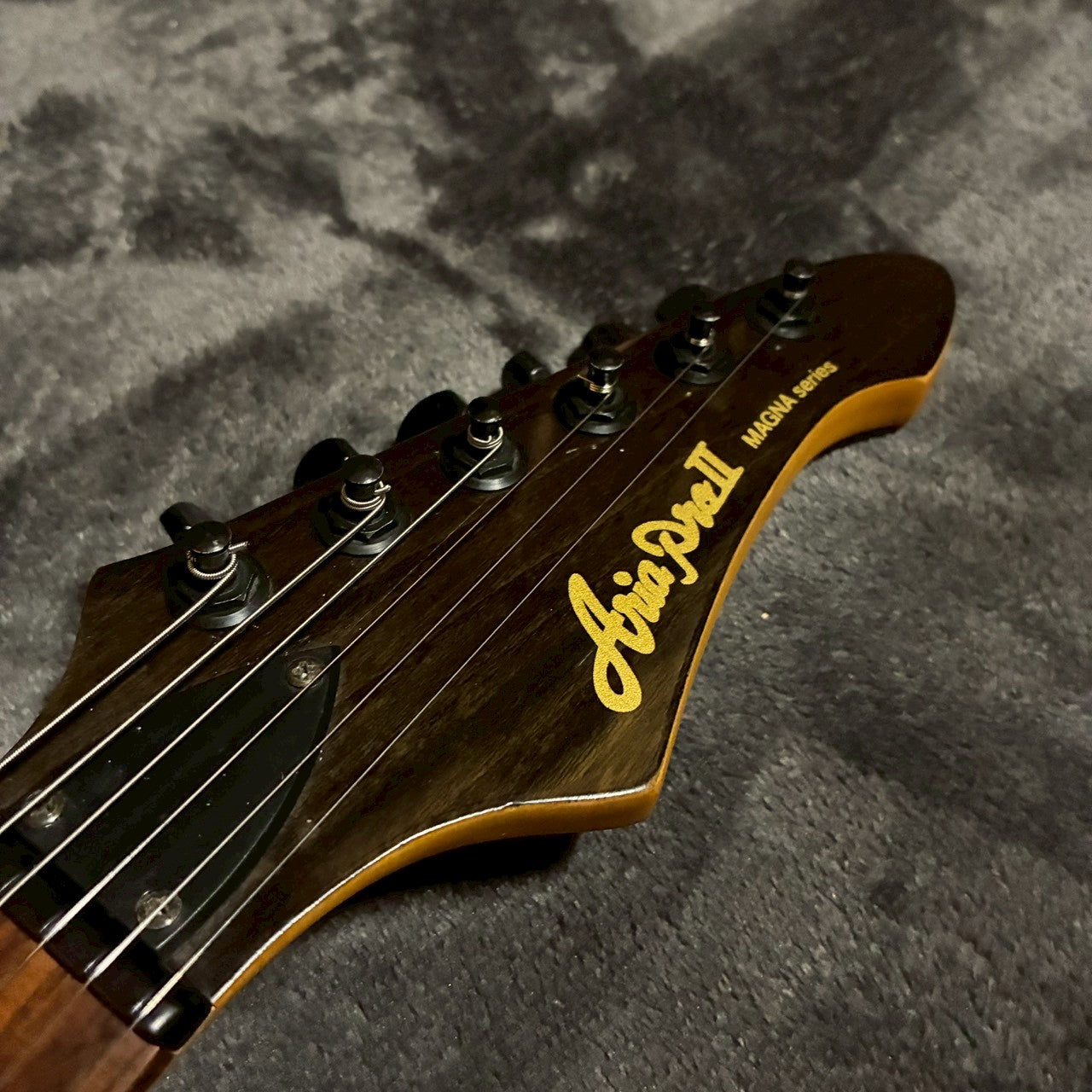 Aria Pro II Magna Series Ash see-through Brown 【3.8kg】【USED】