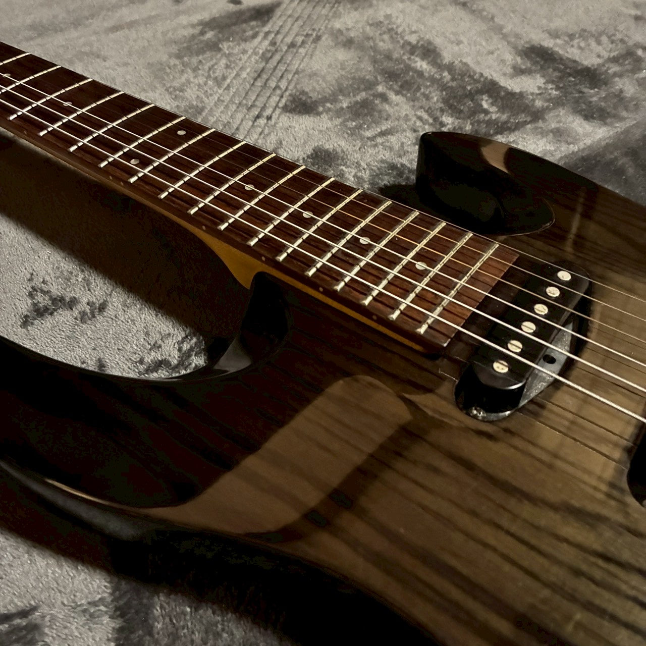 Aria Pro II Magna Series Ash see-through Brown 【3.8kg】【USED】