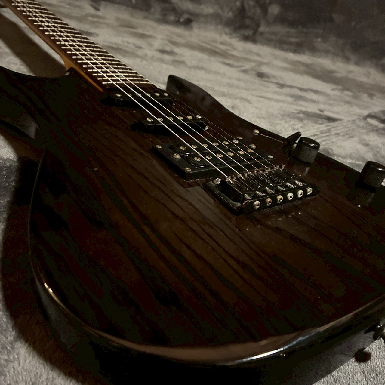 Aria Pro II Magna Series Ash see-through Brown 【3.8kg】【USED】