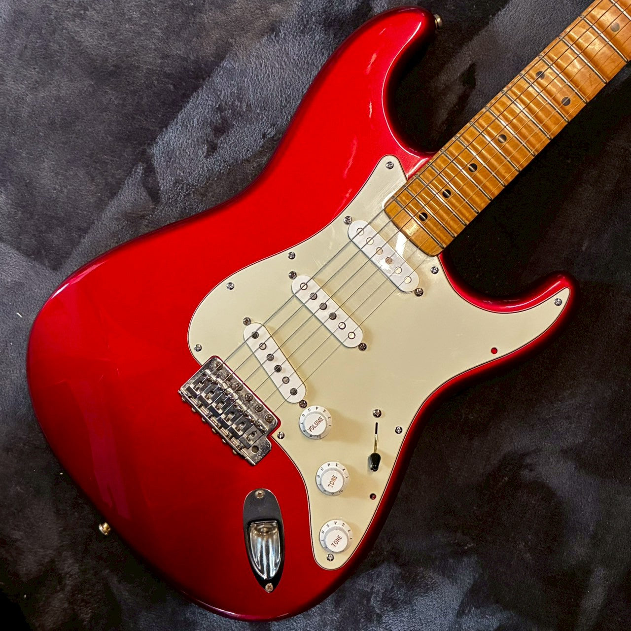 Fender Japan ST57-70 Fシリアル 1986-1987製【USED】3.5㎏