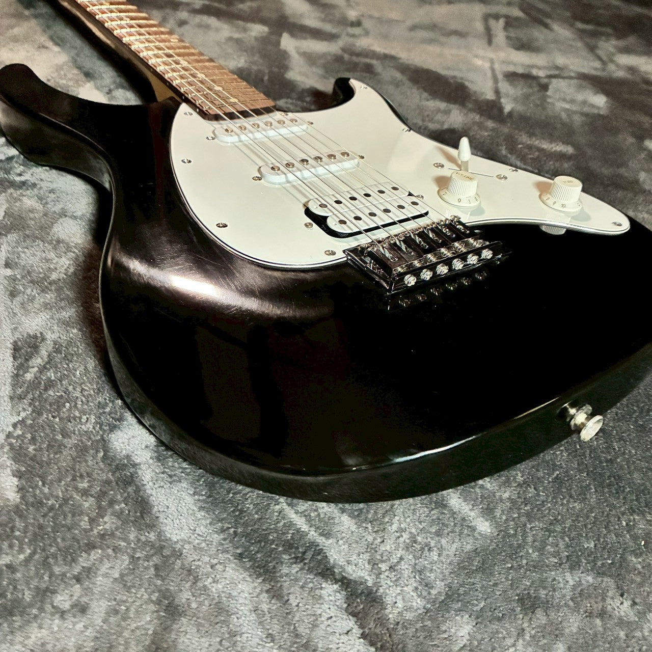 Peavey	RAPTOR EXP Black 【USED】