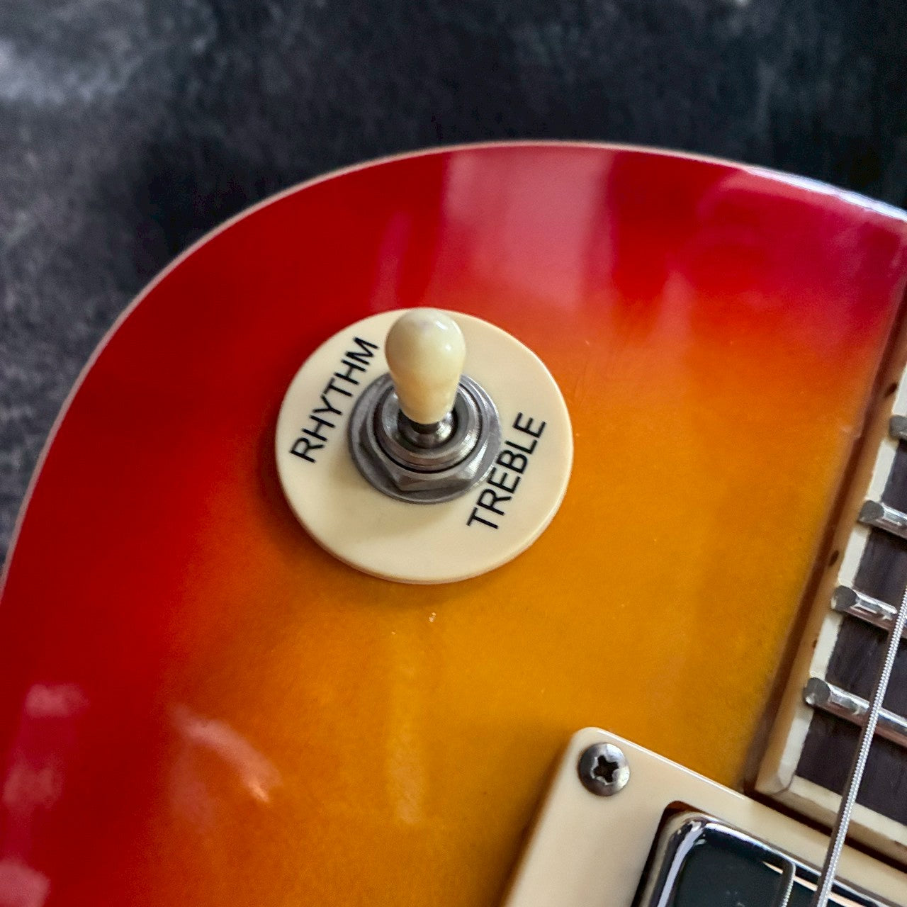 Playtech LP-400  Les Paul Type 【3.65kg】【USED】