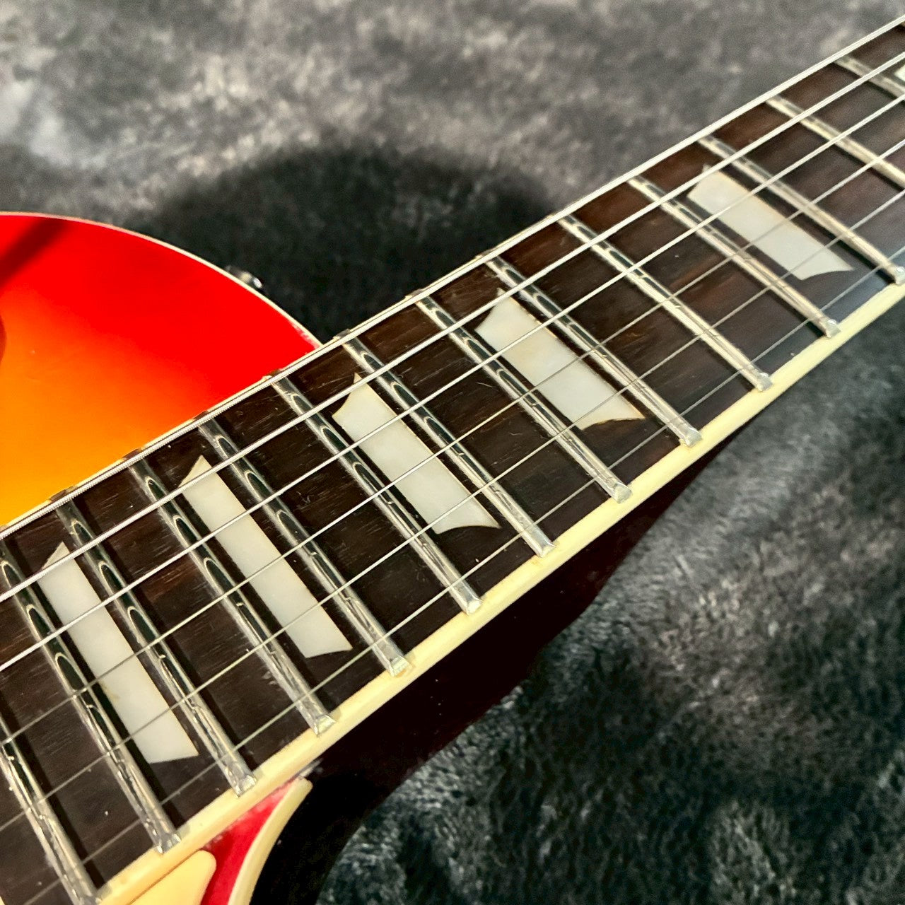 Playtech LP-400  Les Paul Type 【3.65kg】【USED】