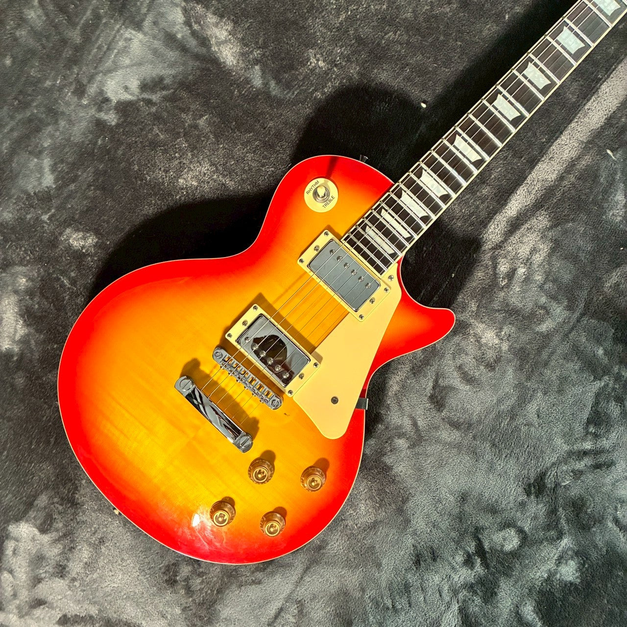 Playtech LP-400  Les Paul Type 【3.65kg】【USED】
