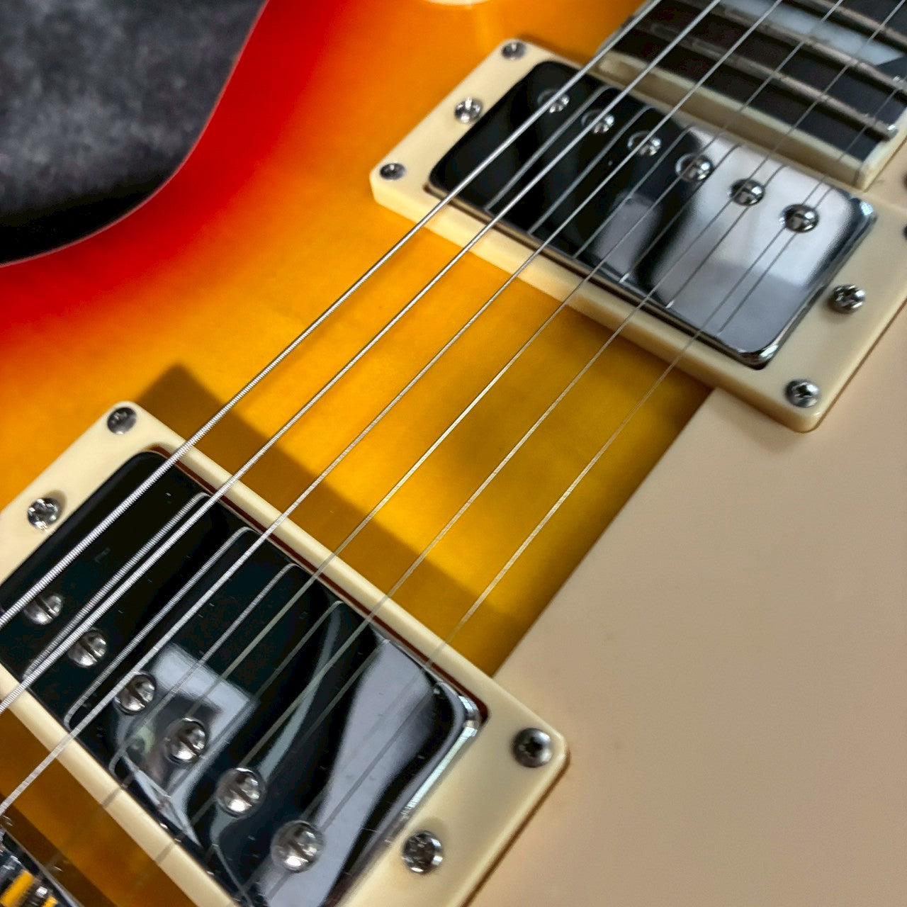 Playtech LP-400  Les Paul Type 【3.65kg】【USED】