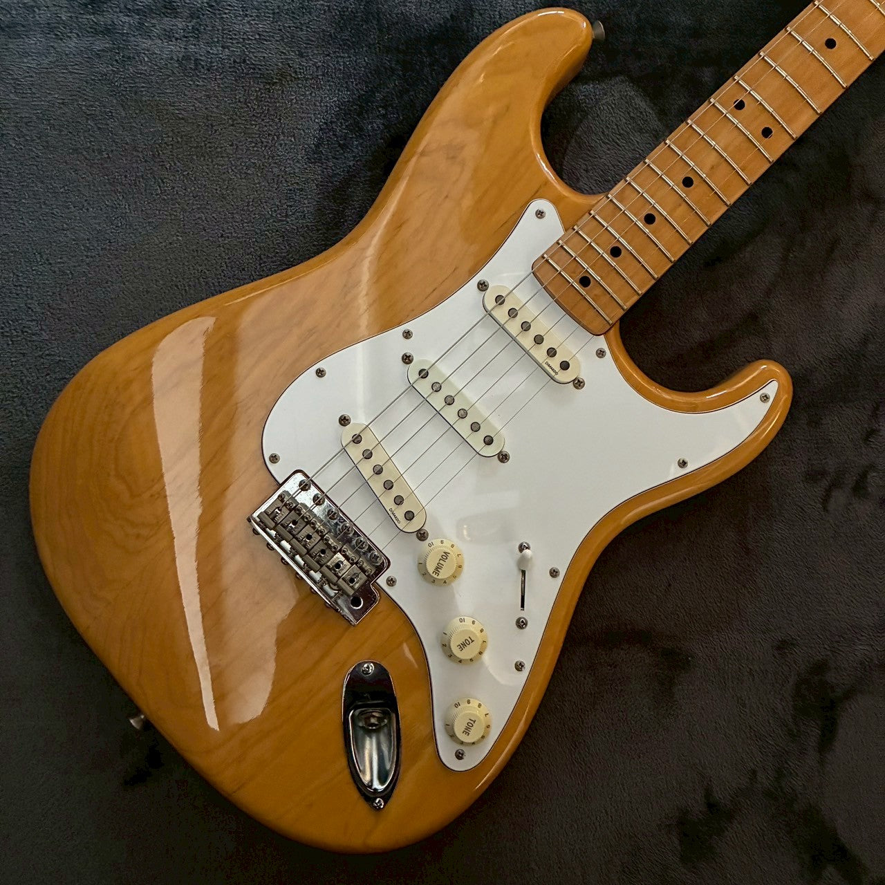 Fender Japan ST72 【97~00年製】　【USED】【3.7kg】
