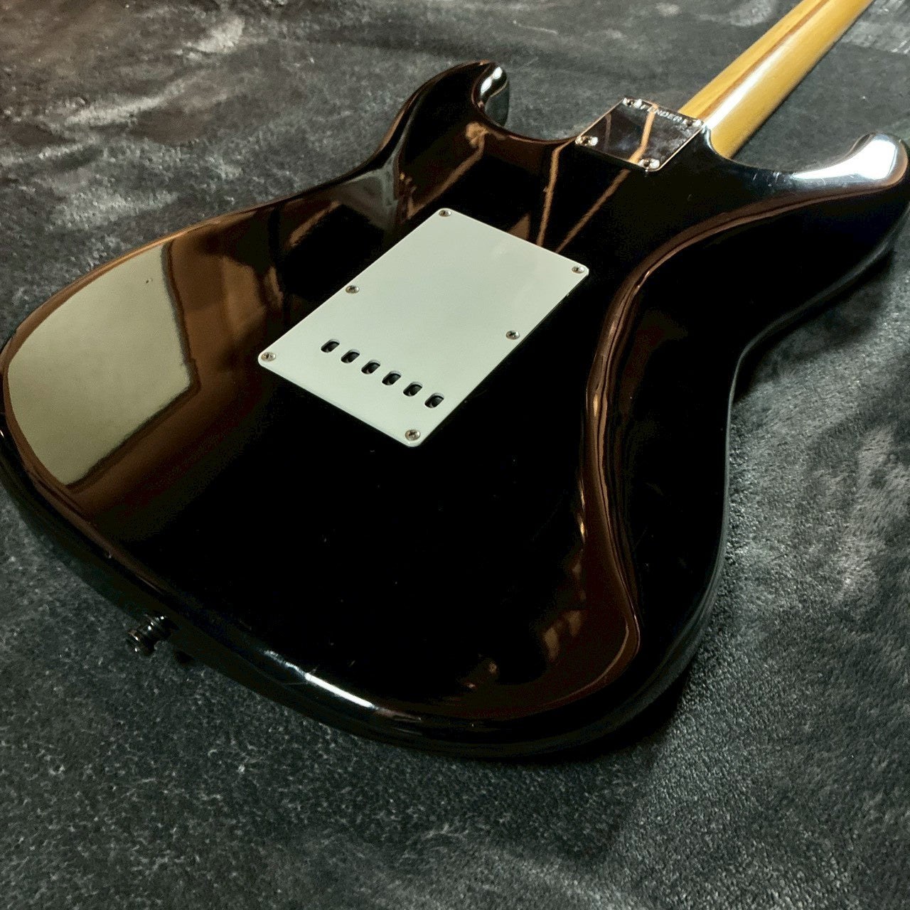 Fender Japan ST-57 (ネックEシリアル) 【USED】【約3.27kg】