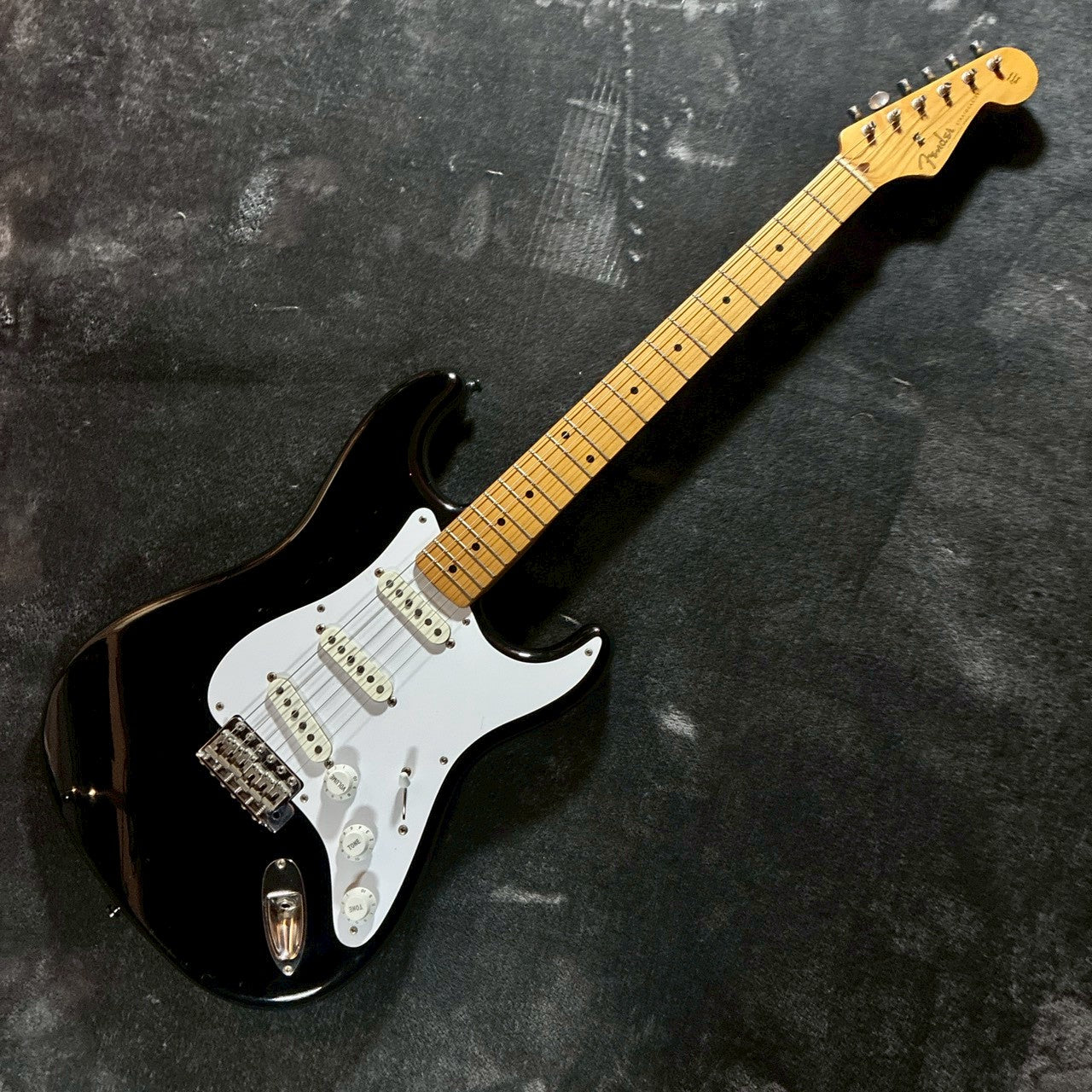Fender Japan ST-57 (ネックEシリアル) 【USED】【約3.27kg】
