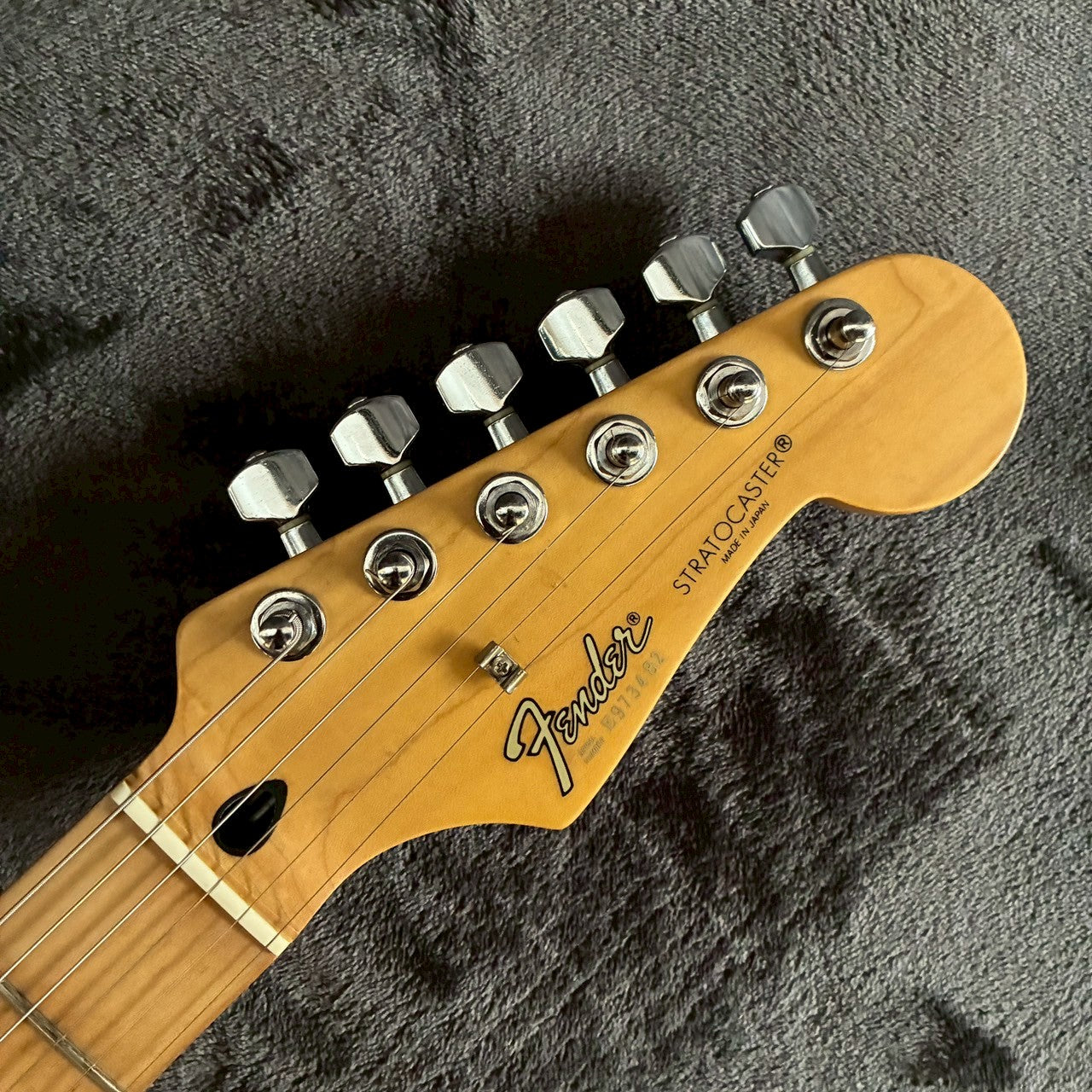 Fender Japan ST-57 （ネックEシリアル） 【USED】【3.2kg】